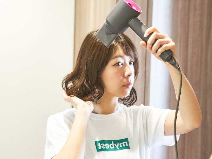 ③ドライヤーで髪を乾かして完成!