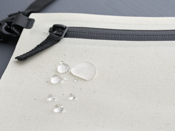 耐水生地だから雨でもへっちゃら