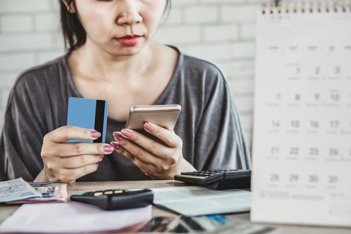 利息なしでお金を借りられるのは初回利用のみ