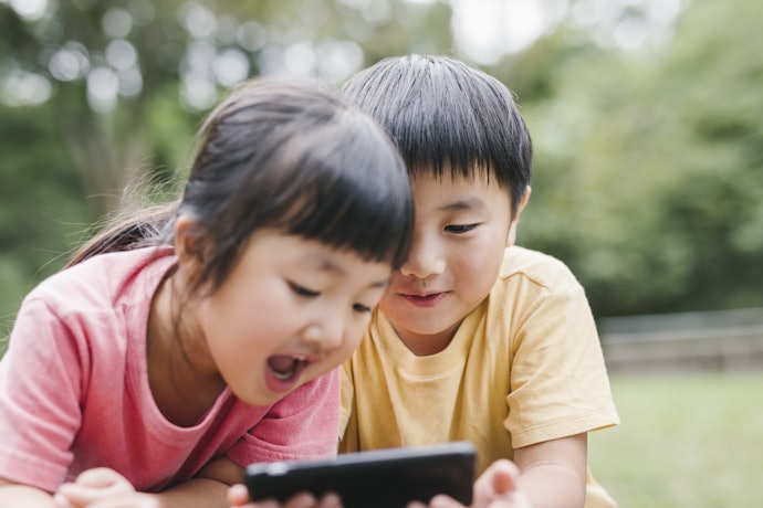 楽天モバイルは親名義と子ども名義、どちらで契約するのがおすすめ?