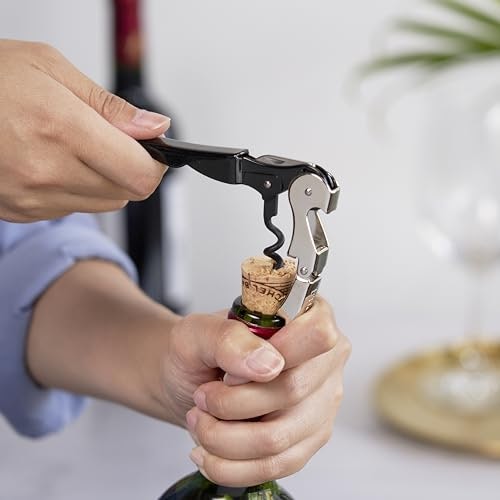 開けやすいものがほしいなら、初心者でも扱いが簡単な「ダブルアクション」