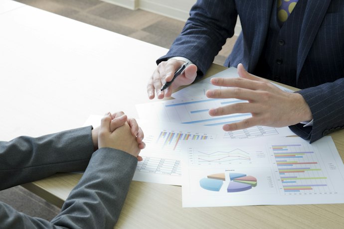 生の企業情報を活用しよう