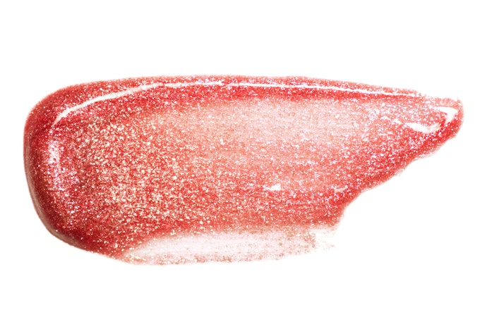 華やかで存在感のある唇を目指すならグリッター系