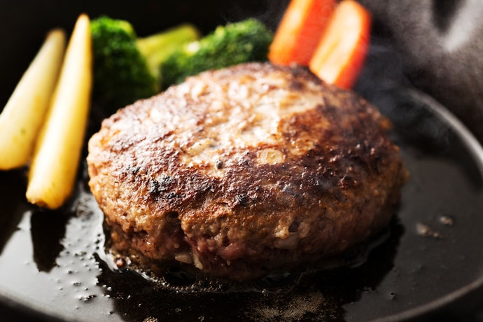 食べ盛りのお子さんがいるご家庭には、肉系が充実したものを