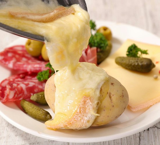 スイス産:香り高く濃厚な本場の味わいを求める人に