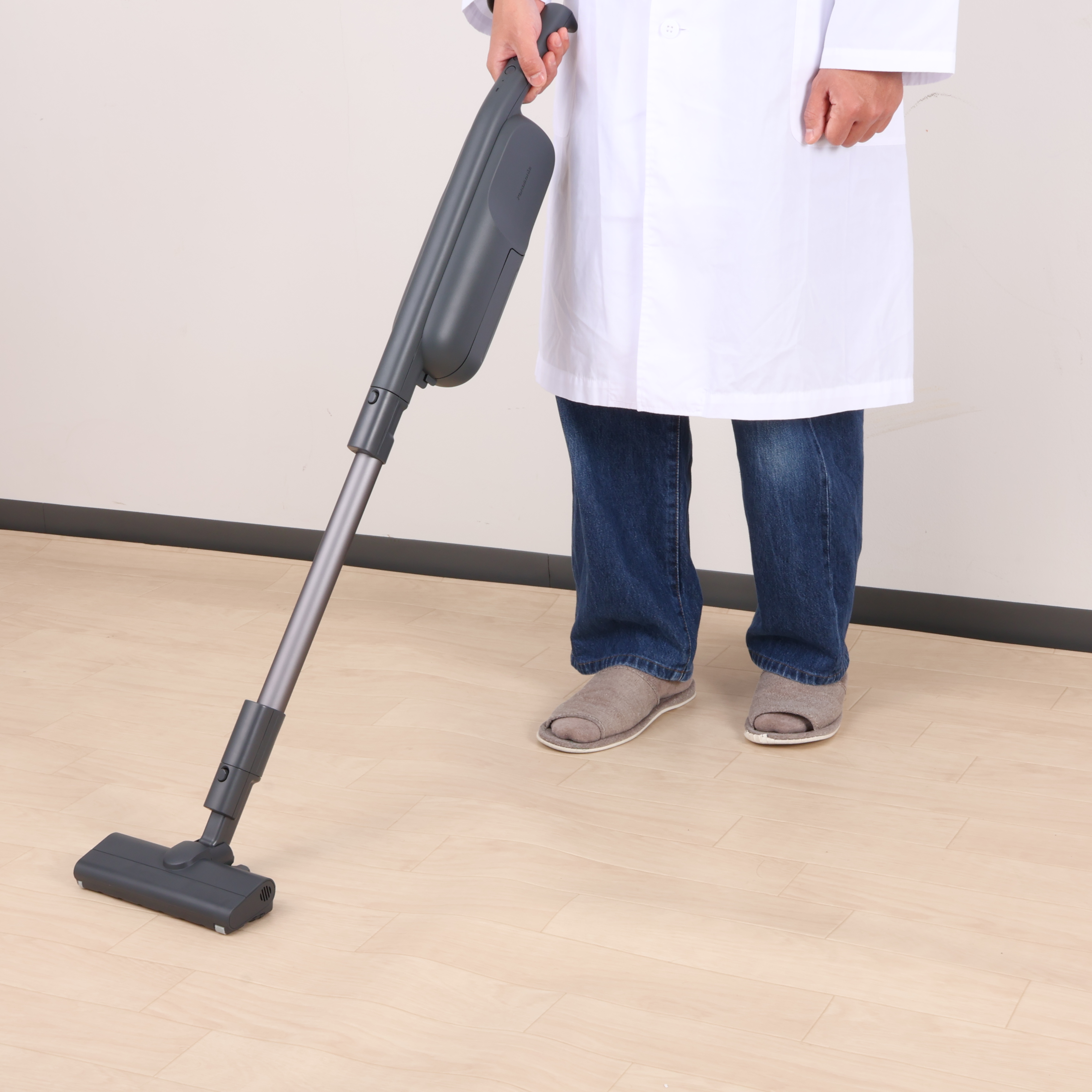 パナソニック 紙パック式コードレススティック掃除機 MC-PB61Jの