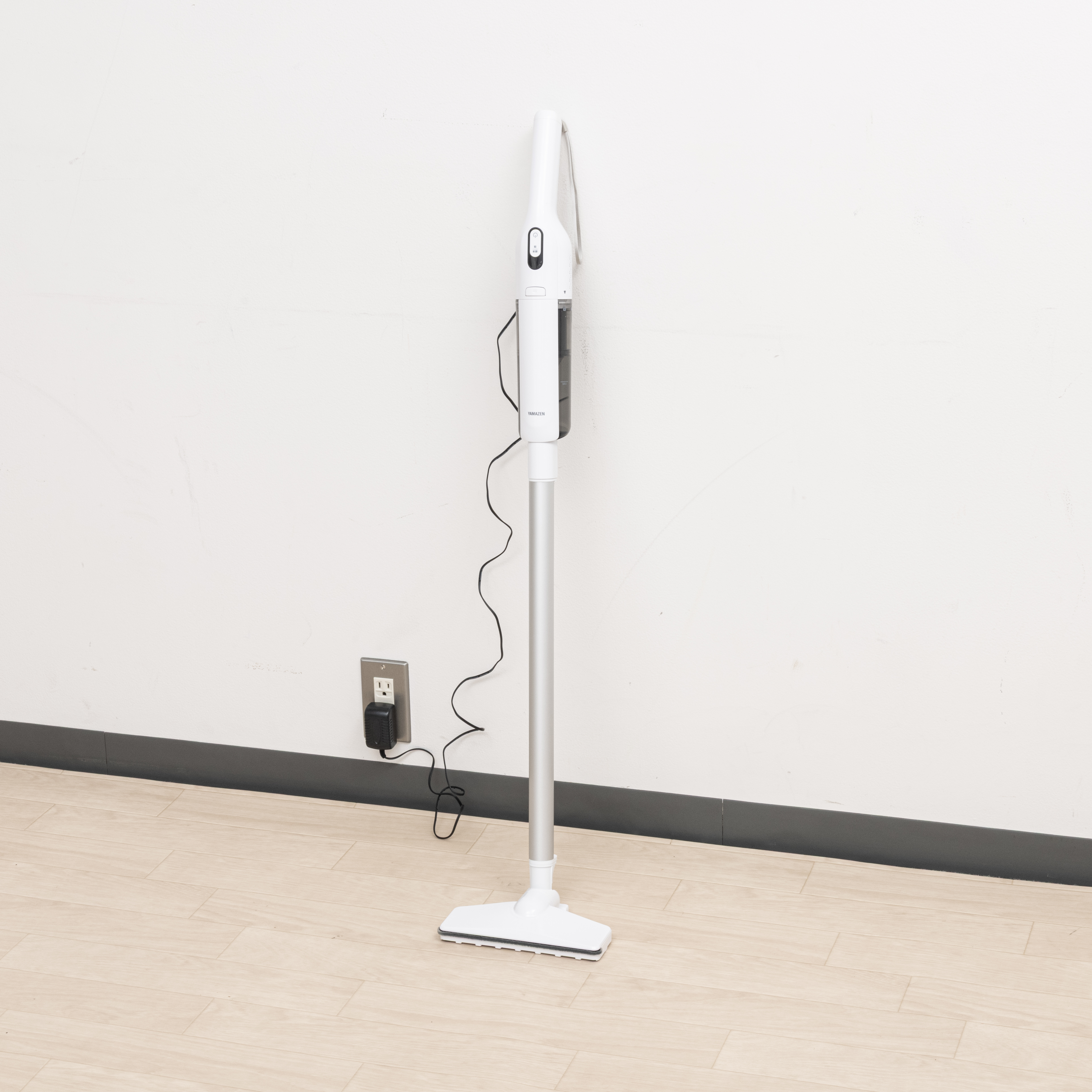 山善 YAMAZEN コードレススティッククリーナー ZSC-L45(W)の口コミ