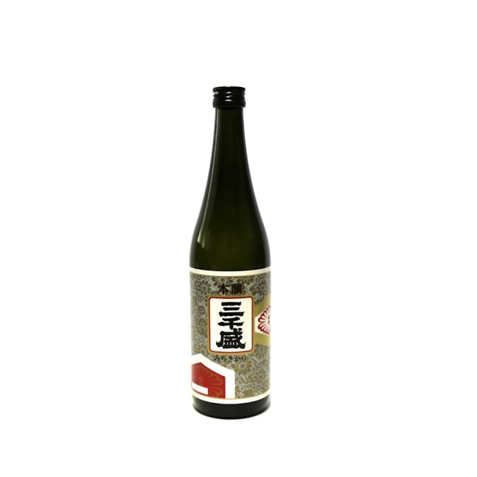 熱燗でも映える味を探している場合は、本醸造酒・普通酒が狙い目