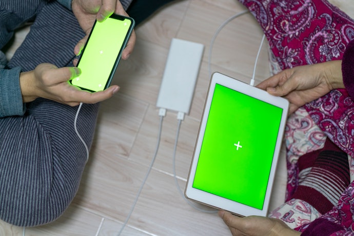 10,000mAh:スマホのほかタブレットもフル充電したい人にぴったり