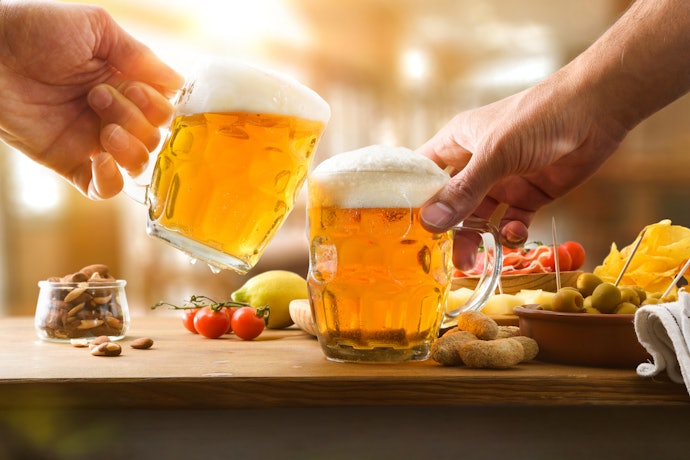 お酒をよく飲むなら、アミノ酸が豊富な肝臓エキスやショウガ科のウコンに注目