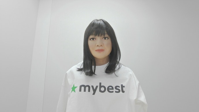 WEBカメラの顔映りは上々。声もクリアでオンライン会議しやすい