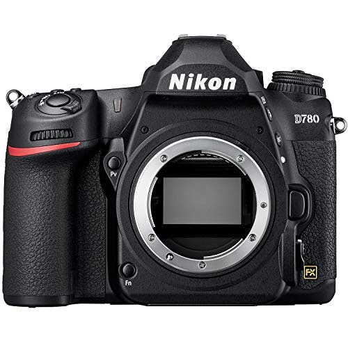 使いやすくバランスがよいフルサイズの「D700番シリーズ」