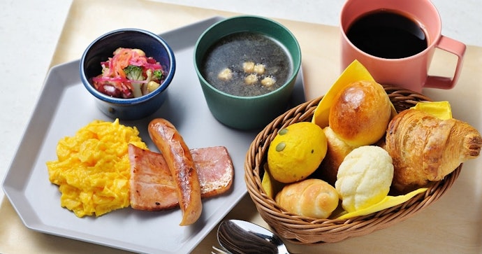 ホテル内のレストランやカフェの料理も要チェック!