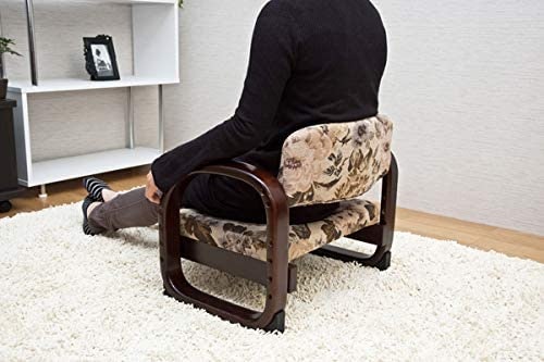足腰への負担が気になるなら、立ち座りのしやすさも大切