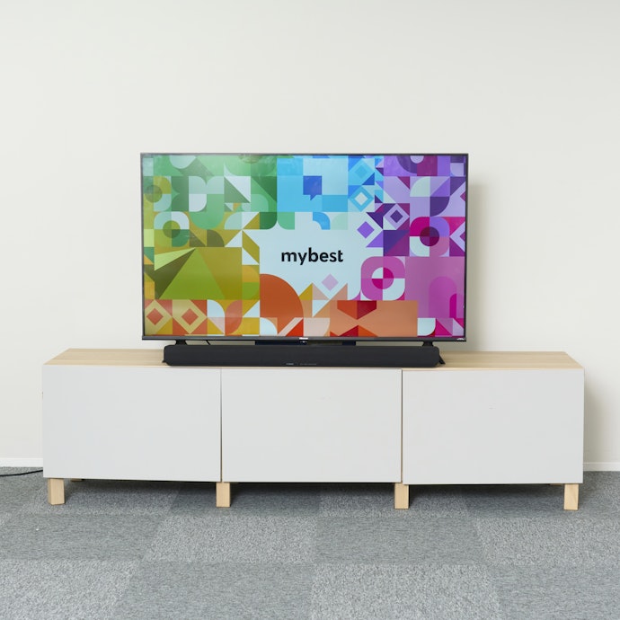 テレビ前に設置スペースの確保が必要。比較的コンパクト&軽量なのは利点