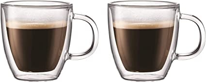 マグカップ:コーヒーや紅茶用に。持ちやすさもメリット