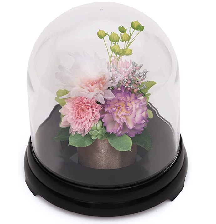 菊やピンポンマムのプリザーブドフラワーは、仏花としてもおすすめ