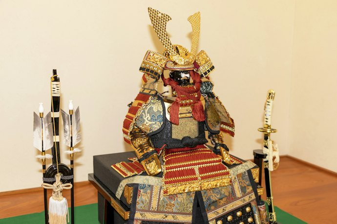 魔除けの願いを込めるなら、弓や刀をセレクトしよう