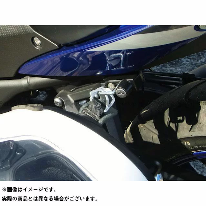 車体固定タイプは安定感重視の人に。一体化デザインの純正品も狙い目