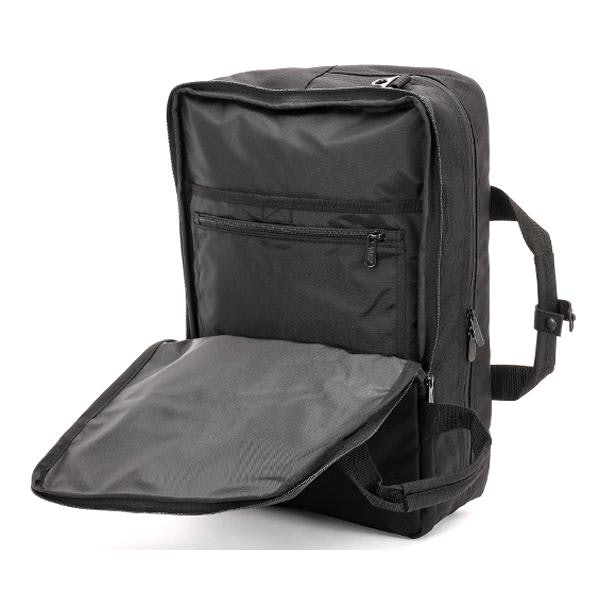 開口部が広いと中が見やすい。荷物の出し入れもスムーズで便利