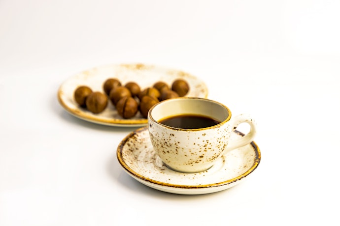 ブラックコーヒーにはナッツ類やバニラがよく合う