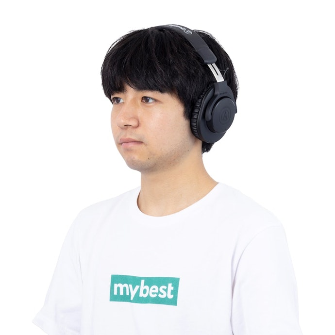 ボーカルの声ははっきりと響く。抑揚や吐息まで感じられた