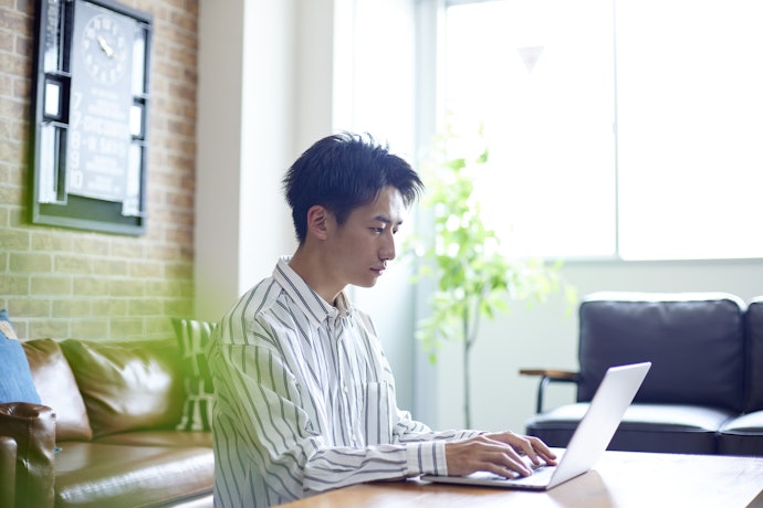 メモリはこだわりがなければ16GBでOK