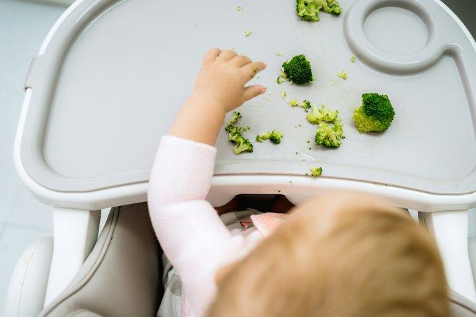 幼児期に使うなら、安全面や汚れにくさを重視