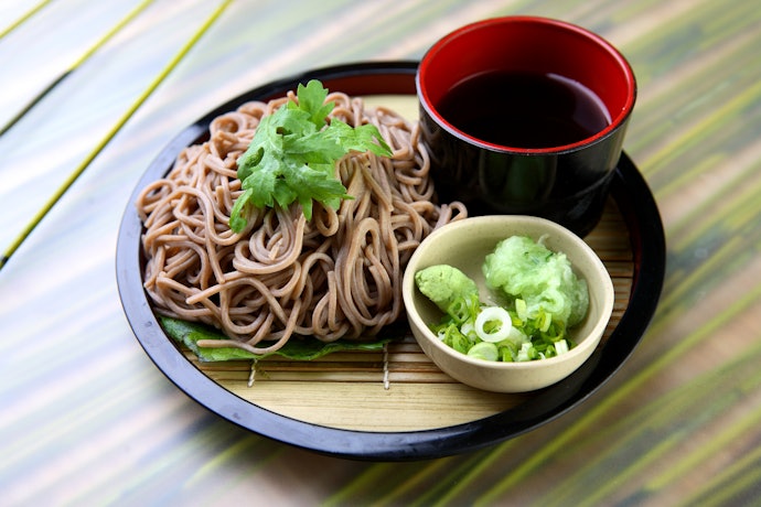田舎蕎麦なら濃い風味と噛みごたえを楽しめる
