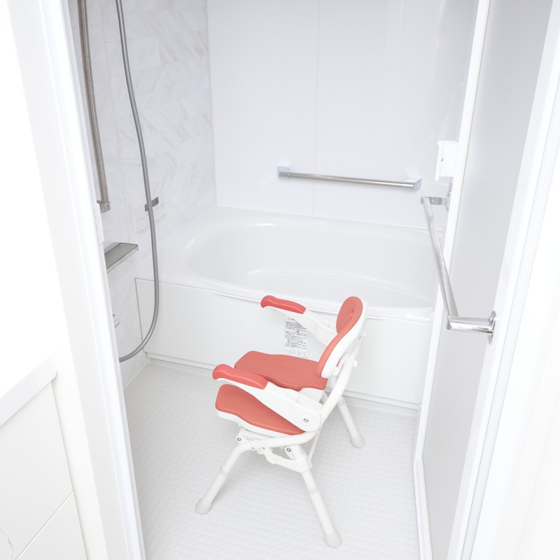 安寿 折りたたみシャワーベンチHPフィットの口コミ・評判は？実際に