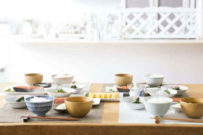 大衆食器をイメージした「HASAMI」シリーズが有名なマルヒロ
