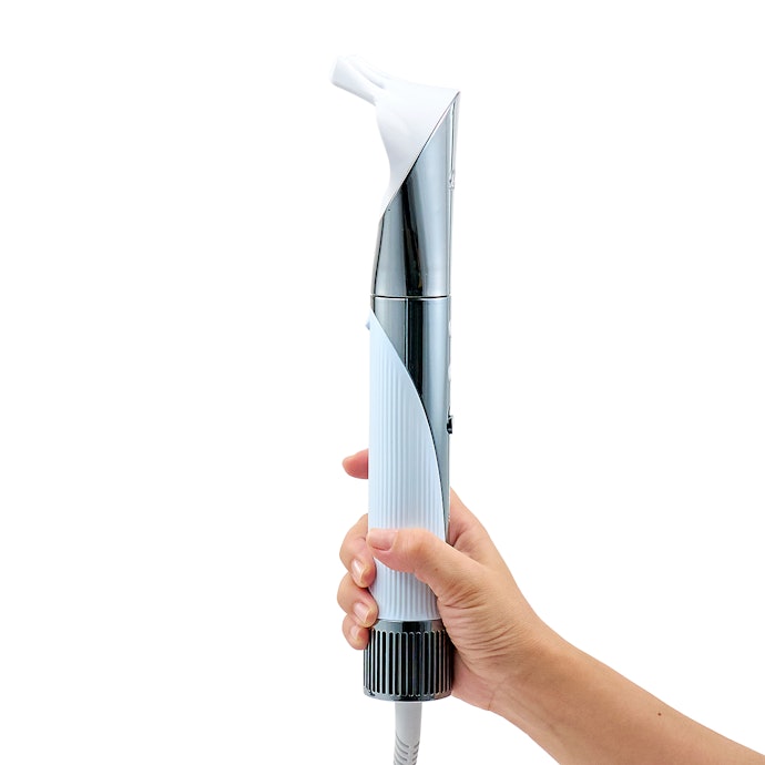 省スペースに収納しにくい。本体はスティック型で付属品もある