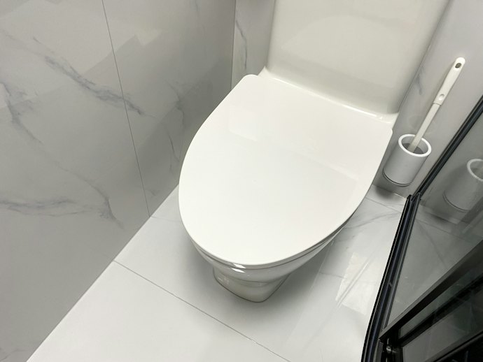 空調・寝具・トイレなどが室内に完備されているか確認しよう