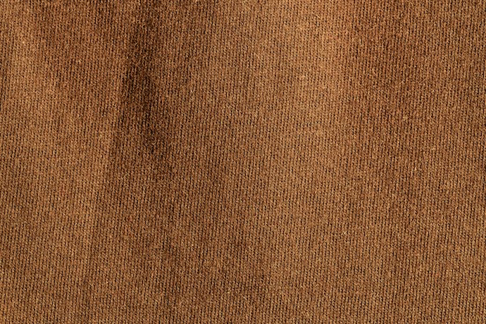 ポリエステル:シワになりにくくお手入れしやすい