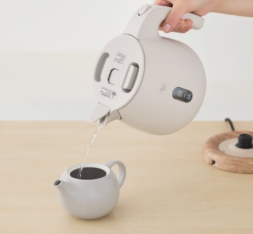 細かな湯量調節は難しい。コーヒードリップには不向き