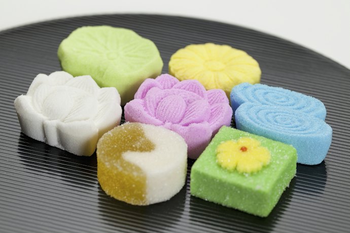 どんなものを選べばよいか悩んだら落雁がおすすめ