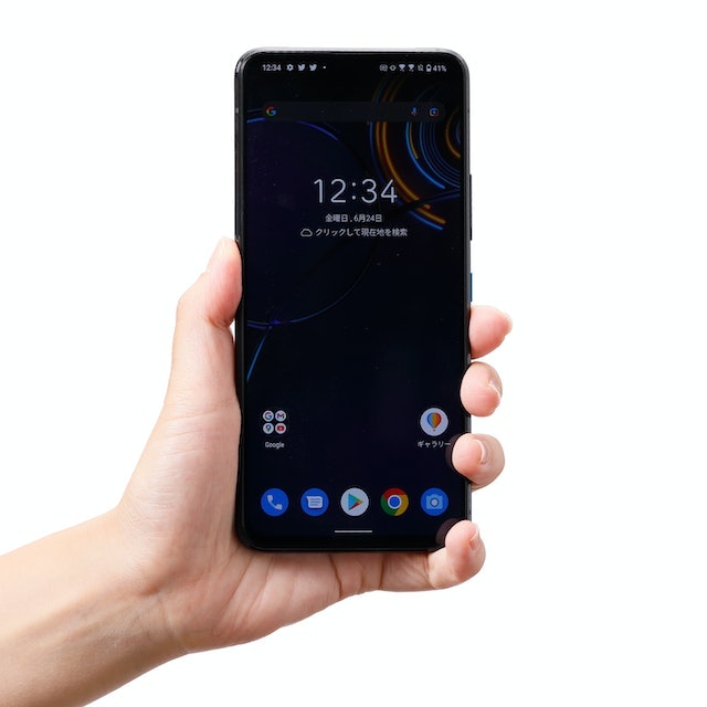 ASUS Zenfone 8 Flipをレビュー!クチコミ・評判をもとに徹底検証 ASUS Zenfone 8 Flipをレビュー!クチコミ・評判をもとに徹底検証