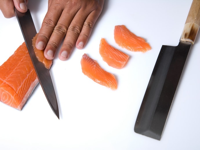 特定の食材を切る場合は専用包丁をチョイス