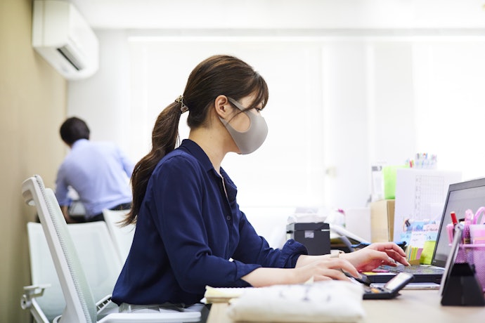 事務職|他の従業員と連携が必須