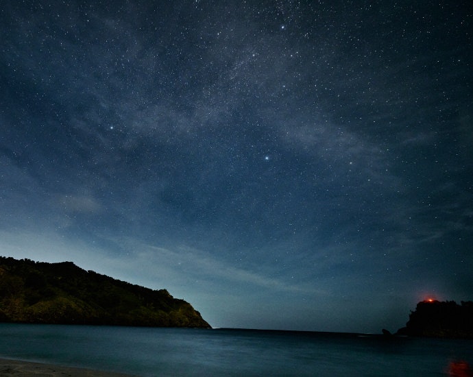 美しい星空を堪能するなら小港海岸周辺エリアをチョイス