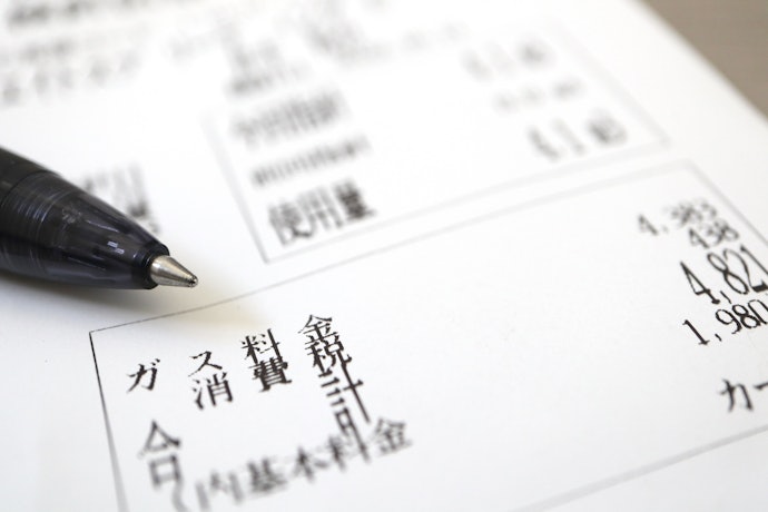 家賃・光熱費の扱いにも注目!なかには食堂付きの寮も