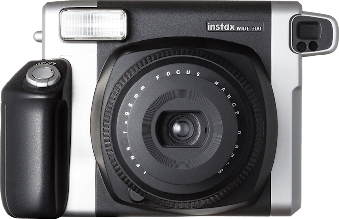 集合写真や風景写真を撮影したいならinstax WIDE 300