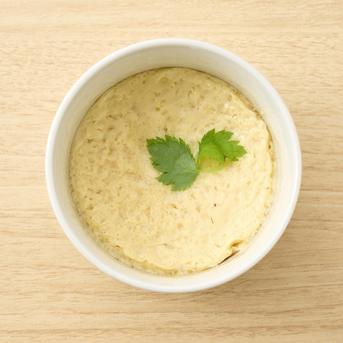 茶碗蒸しは分離して食感が硬い。なめらかな口当たりは期待できず
