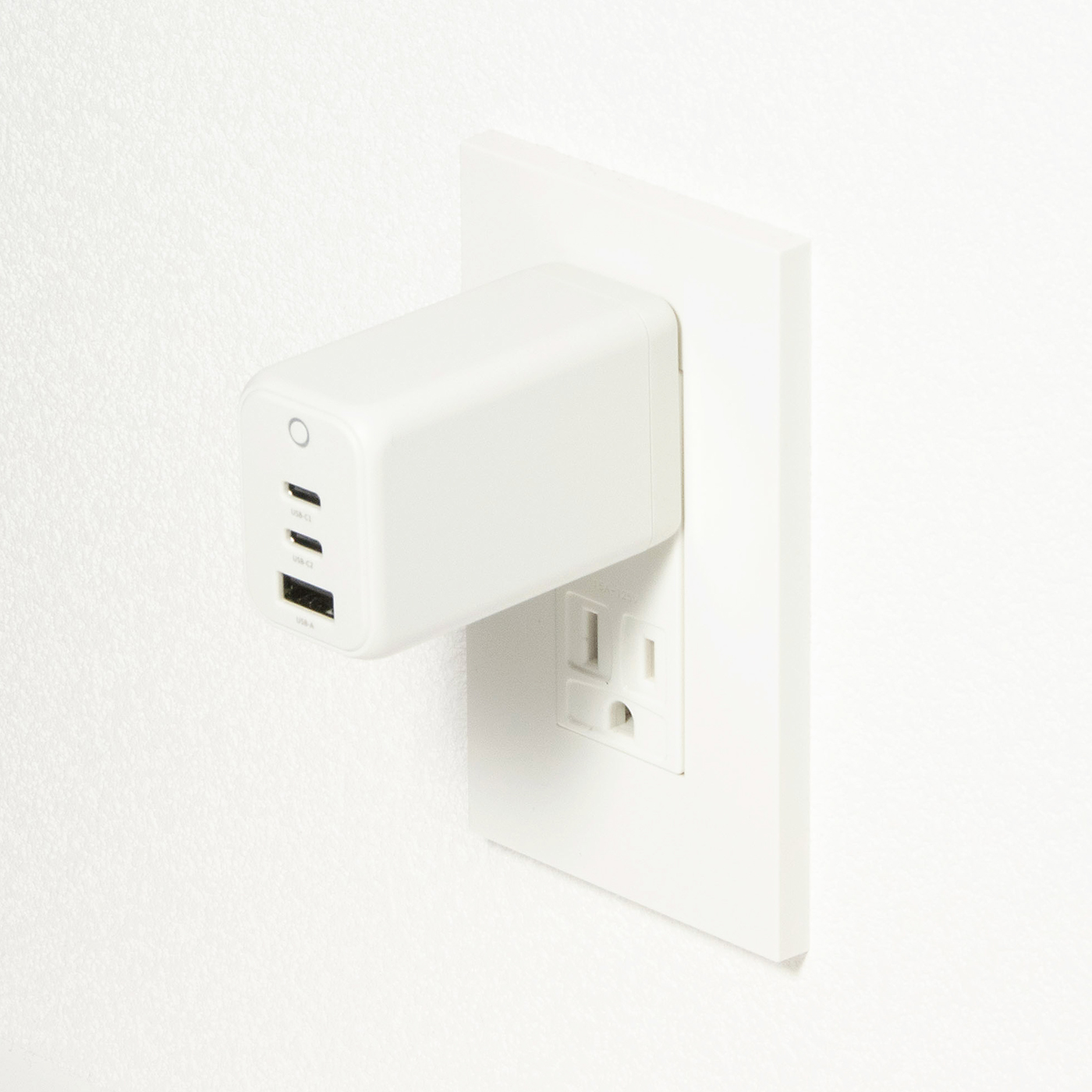 3COINS PD急速充電器の口コミ・評判は？悪い？実際に使用してメリット