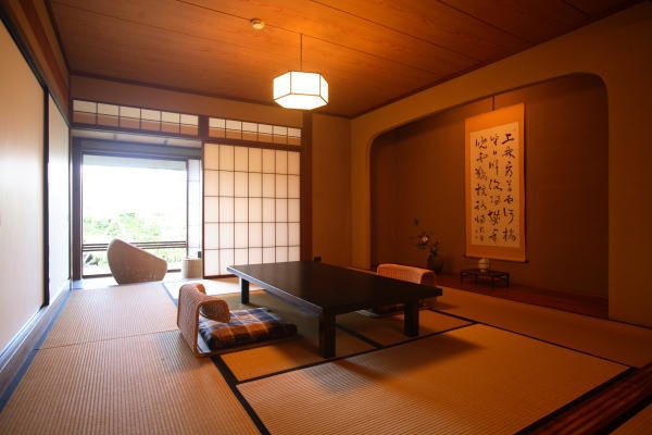 ゆったりしたいカップル旅行や夫婦旅には旅館がおすすめ