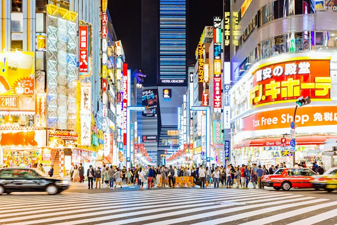 新宿エリア:ショッピングを楽しみたいなら要チェック。高速バス利用者にも