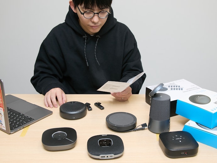 Bluetooth・バッテリー駆動に非対応。コードレスでは使えない