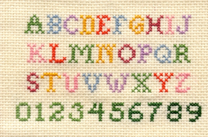 刺繍する文字のカラー・フォントが選べるショップを選ぼう