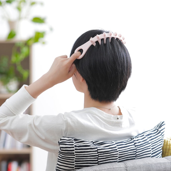 バンドタイプ:頭から首までのツボをしっかり押したいときにぴったり
