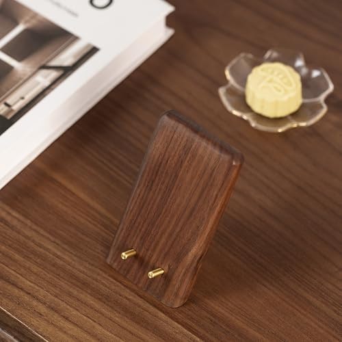 自分の部屋によりマッチするスマホスタンドがほしいなら、素材をチェック
